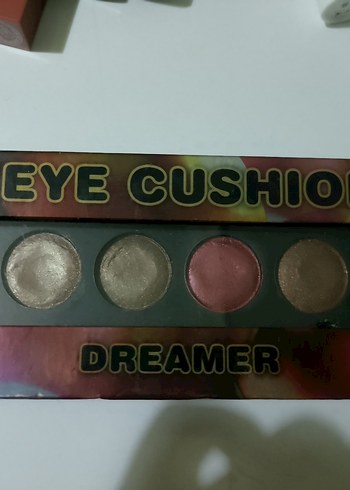 Maybelline Dreamer Çok Renkli Göz Farı Paleti - Görsel 3