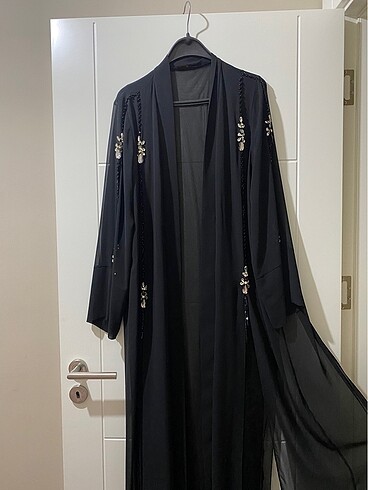 TAŞLI ABAYA