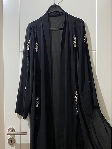 Armine TAŞLI ABAYA