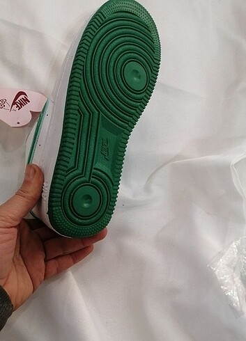 37 Beden yeşil Renk Nike kirazlı yeşil beyaz spor ayakkabı