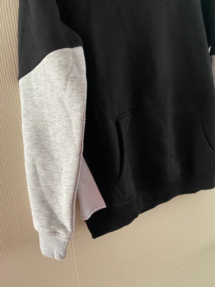 Guess Siyah Gri Kapüşonlu Sweatshirt - Görsel 3