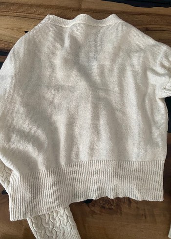 Düğmeli Beyaz Bohem Kadın Hırka - Görsel 3