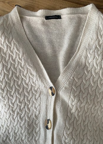 Düğmeli Beyaz Bohem Kadın Hırka - Görsel 5