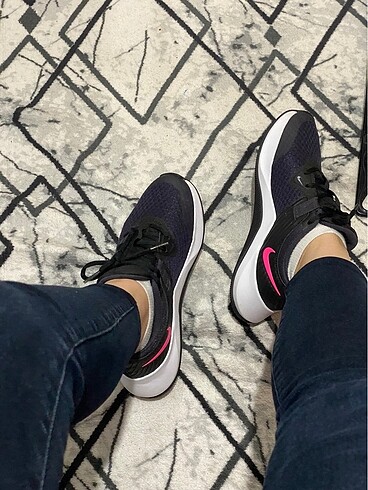 Nike Nike kadın ayakkabı