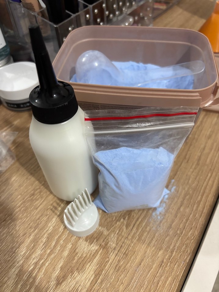 BlondMe Premium Lightener 9+ Saç Açıcı - Görsel 2