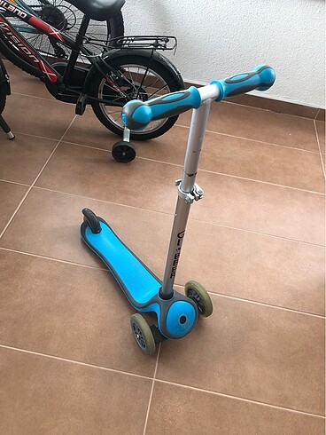 Globber scooter