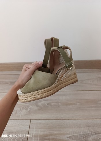 Bej Süet Dolgu Topuklu Kadın Ayakkabı - Görsel 5