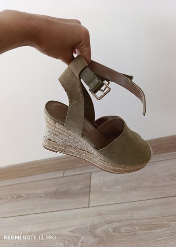 Bej Süet Dolgu Topuklu Kadın Ayakkabı - Görsel 8