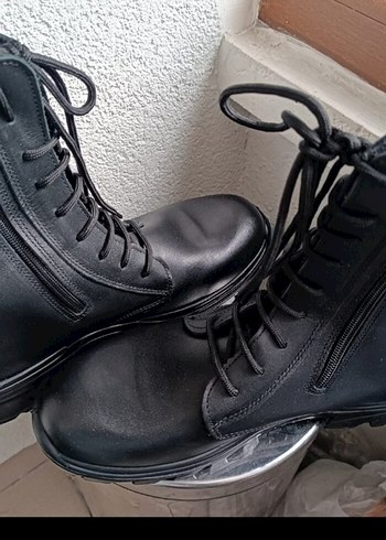 Siyah Bağcıklı Erkek Deri Bot - Görsel 4