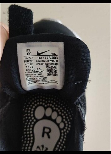 22 Beden Nike spor ayakkabı