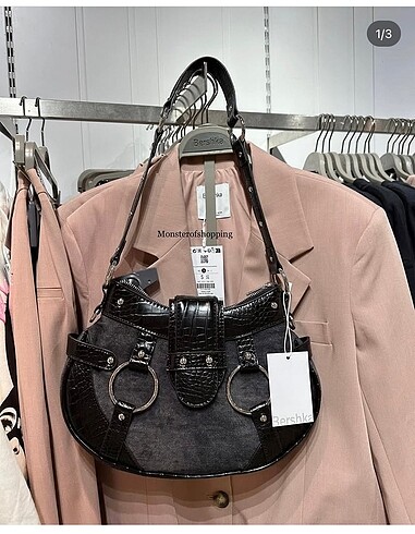 Bershka Timsah Desenli Siyah Deri Çanta