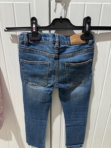 Likralı kot pantolon - Görsel 2