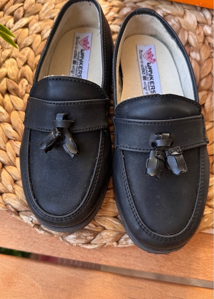 Siyah erkek çocuk ayakkabısı - Görsel 3