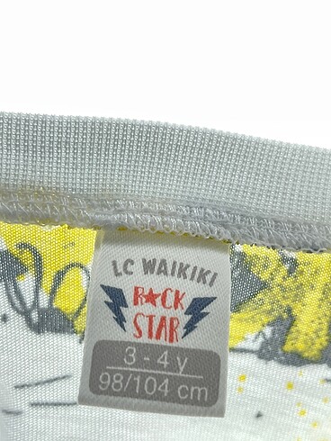 universal Beden çeşitli Renk LC Waikiki T-shirt %70 İndirimli.