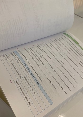 9. Sınıf Türk Dili ve Edebiyatı Soru Bankası - Görsel 3