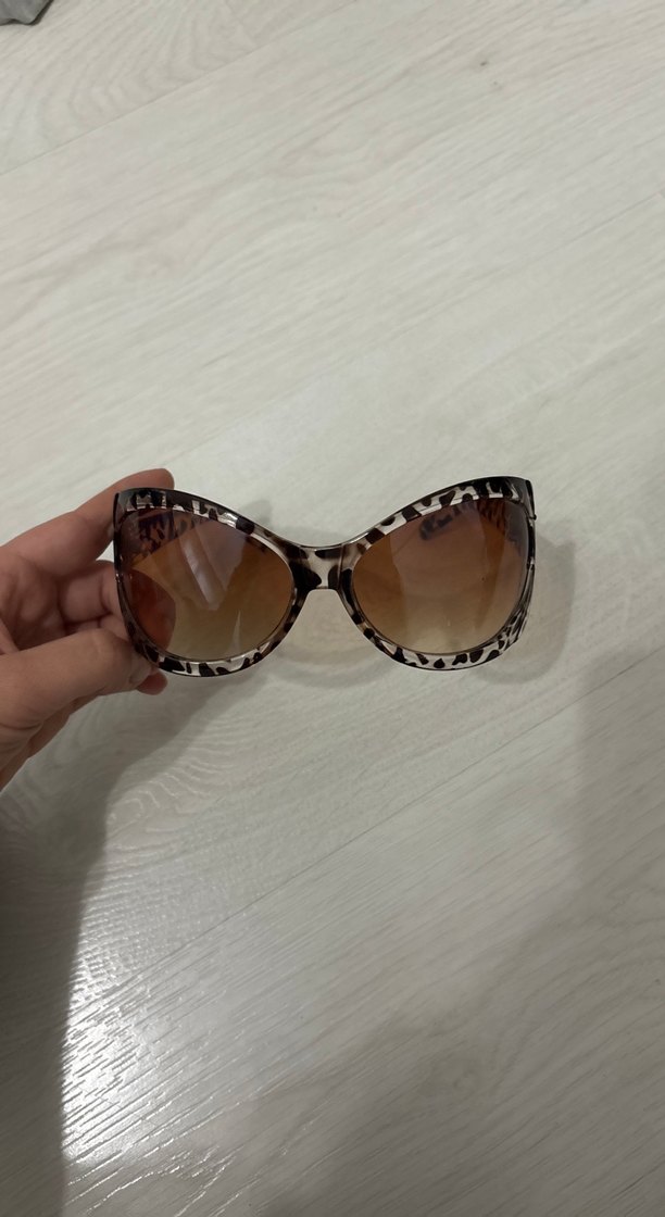 Kahverengi leopar desenli Retro Kadın Güneş Gözlüğü - Görsel 2