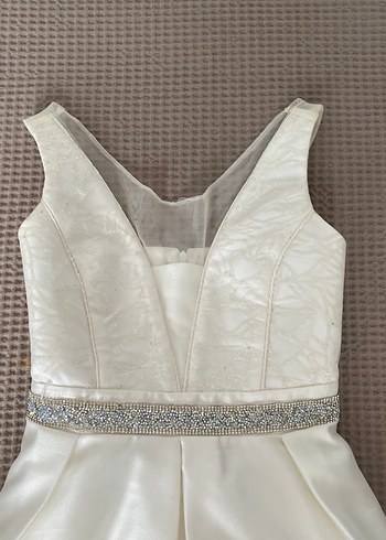 V Yaka Mini Beyaz Parlak çocuk abiyesi - Görsel 2