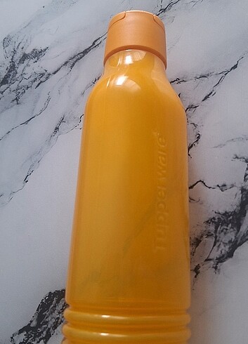 Tupperware Tupperware 750 ml suluk