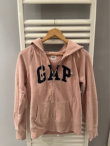 Gap Sweatshirt