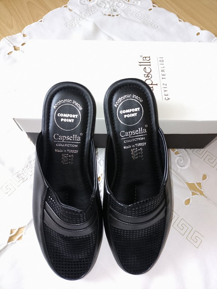 Capsella Siyah Elastik Bantlı Platform Terlik - Görsel 2