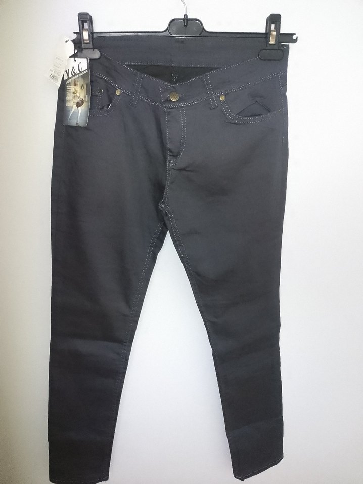 Siyah Kemerli Kadın Kot Pantolon - Görsel 2