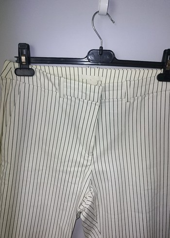 Gri Çizgili Midi Kumaş Pantolon - Görsel 3