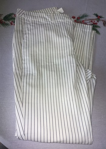 Gri Çizgili Midi Kumaş Pantolon - Görsel 9