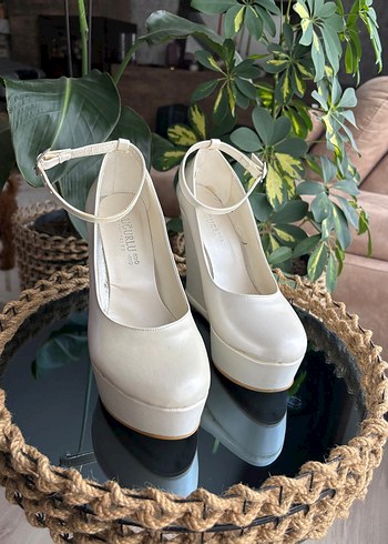 Beyaz Silky Dolgu Topuklu Kadın Abiye Ayakkabı - Görsel 5