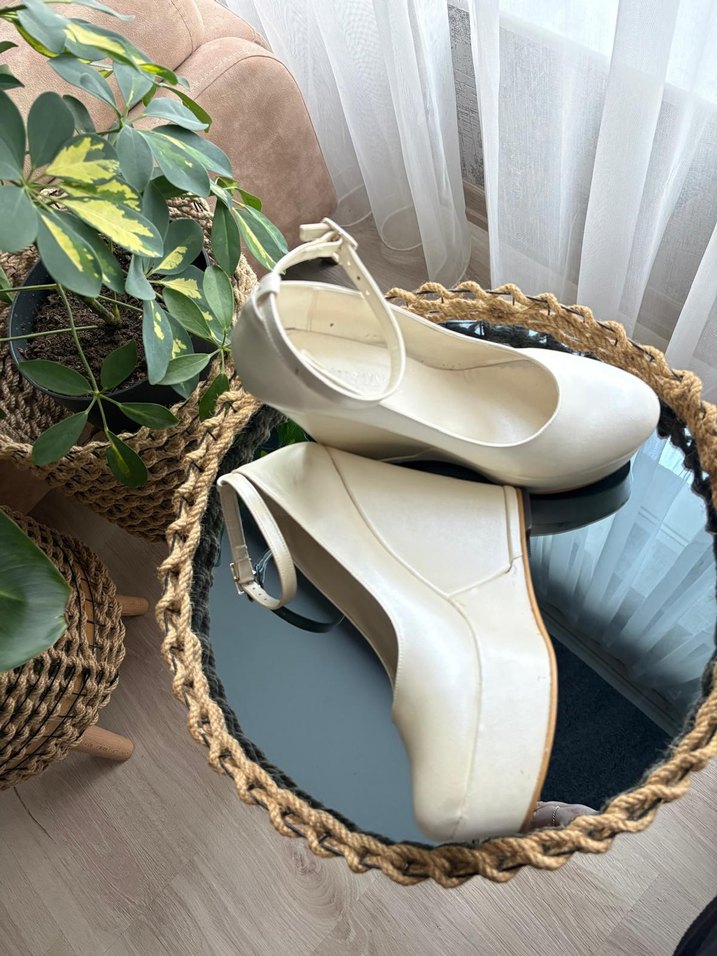 Beyaz Silky Dolgu Topuklu Kadın Abiye Ayakkabı - Görsel 3