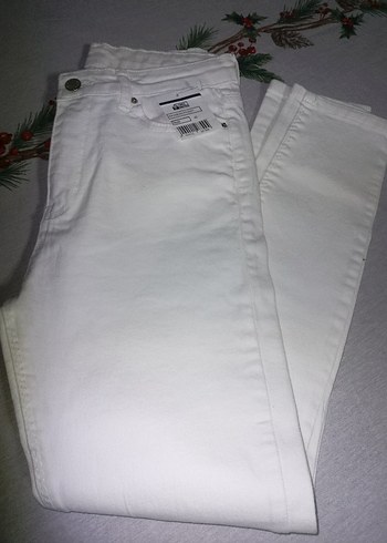 Beyaz Kemerli Kadın Kot Pantolon - Görsel 7