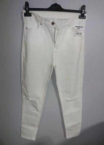 Beyaz Kemerli Kadın Kot Pantolon - Görsel 2