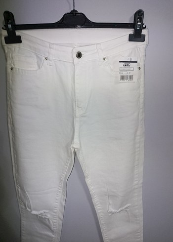 Beyaz Kemerli Kadın Kot Pantolon - Görsel 5