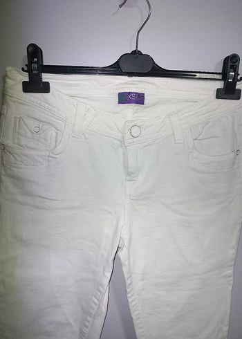 Beyaz Kemerli Mini Kadın Kumaş Pantolon - Görsel 4