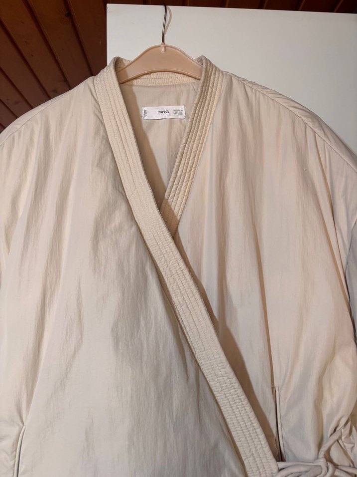 Mango Krem Kimono Ceket — görsel 2/5