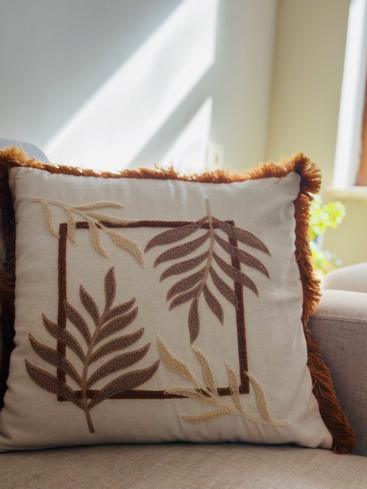 Nakışlı Bej Bohem Dekoratif Yastık - Görsel 2