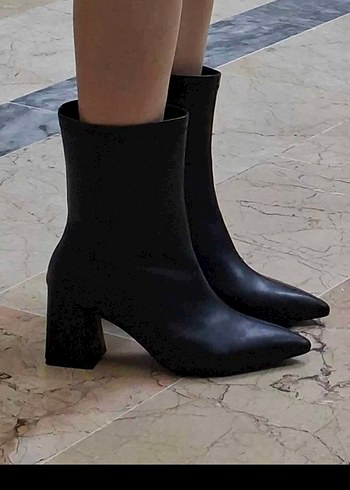 Diğer Sik Siyah Sivri Topuklu Bot