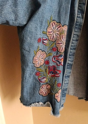 Koton Nakışlı Düğmeli Kadın Denim Ceket