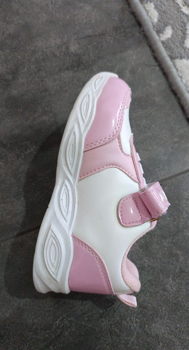 Kız Çocuk Pembe Hello Kitty Spor Ayakkabı - Görsel 4