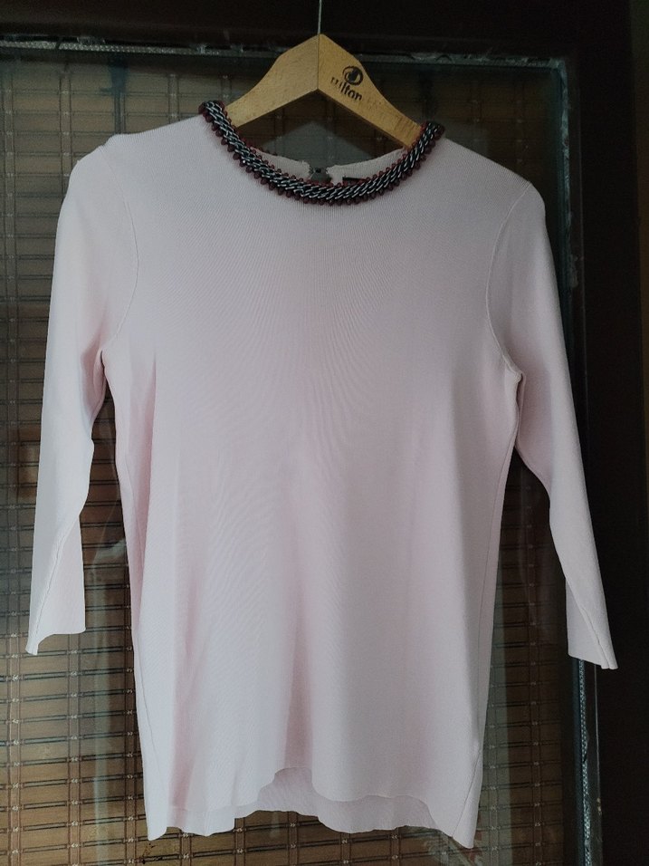 Zincir Detaylı Pembe Triko Bluz - Görsel 3