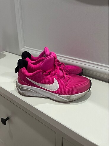 Nike 28 numara