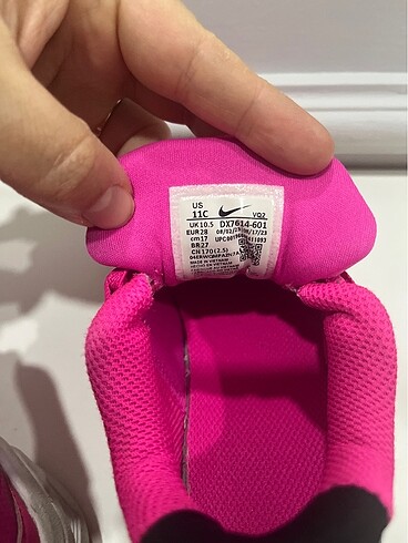 28 Beden pembe Renk Nike 28 numara