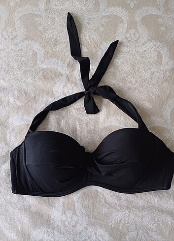 Bikini üstü 