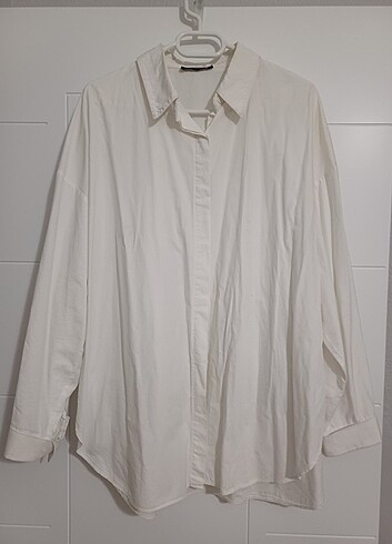 Oversize beyaz gömlek 