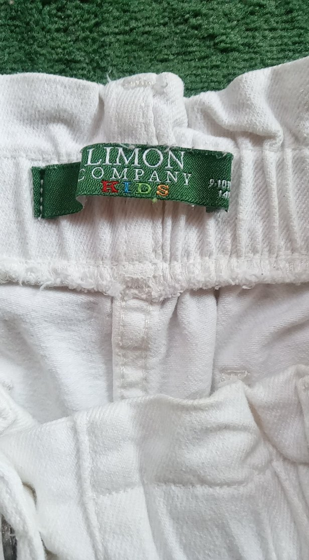 Beyaz Pamuklu Bol Kesim Kız Şortu - Görsel 2