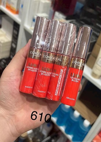 Beden L'Oréal Paris Burgundy Parlak Sıvı Ruj