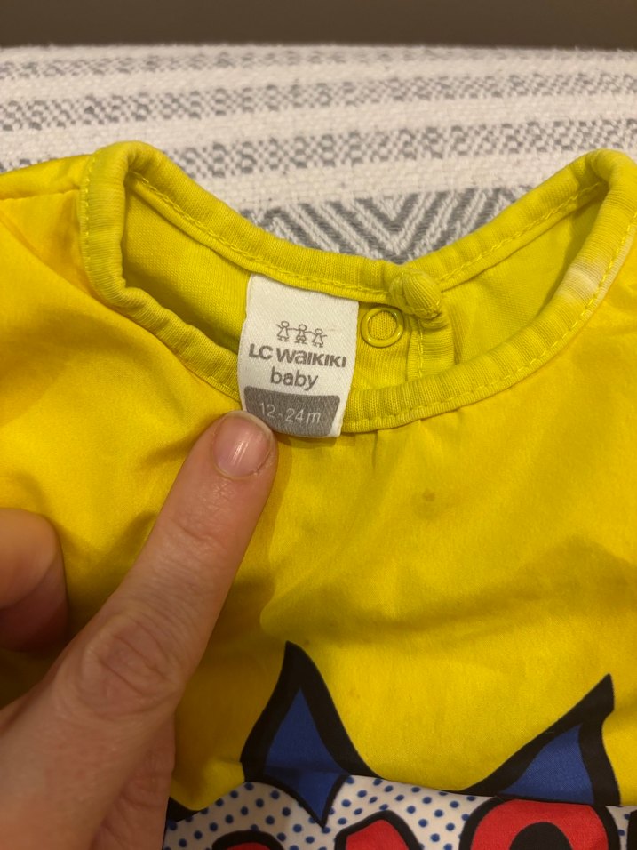 Sarı Baskılı Bebek Önlüğü WAOW 12-24 ay - Görsel 3