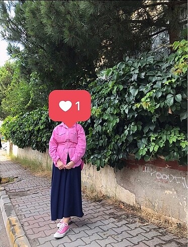 Pembe gömlek