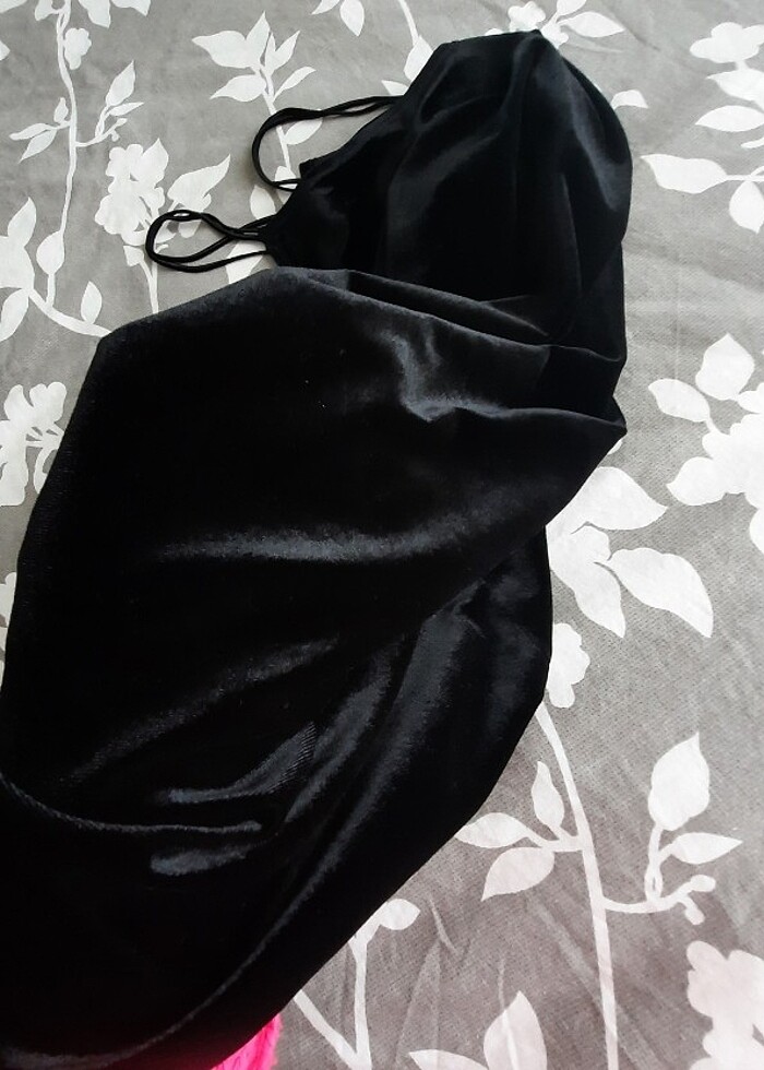 Siyah elbise - Görsel 2