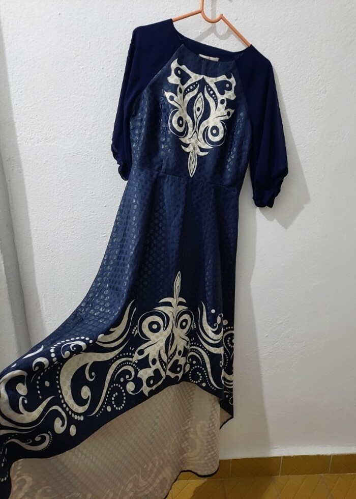 Önü kısa arkası uzun düğün elbisesi - Görsel 2