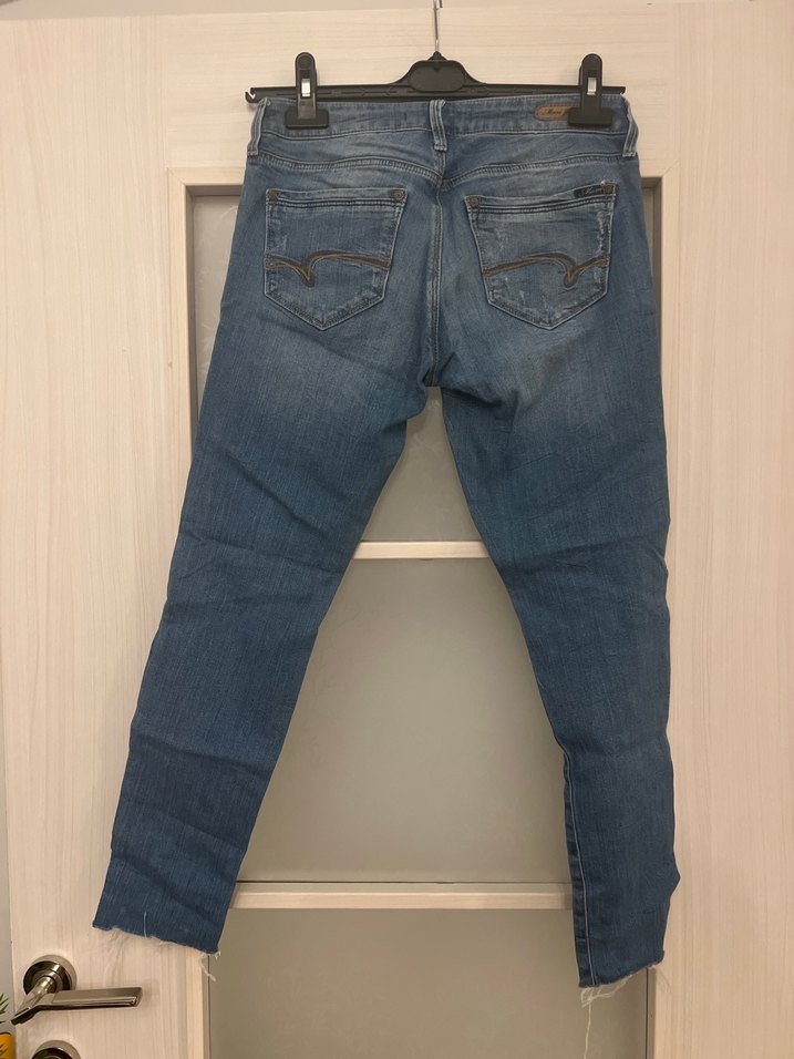 Kadın Mavi Yırtık Bol Kesim Kot Pantolon - Görsel 3